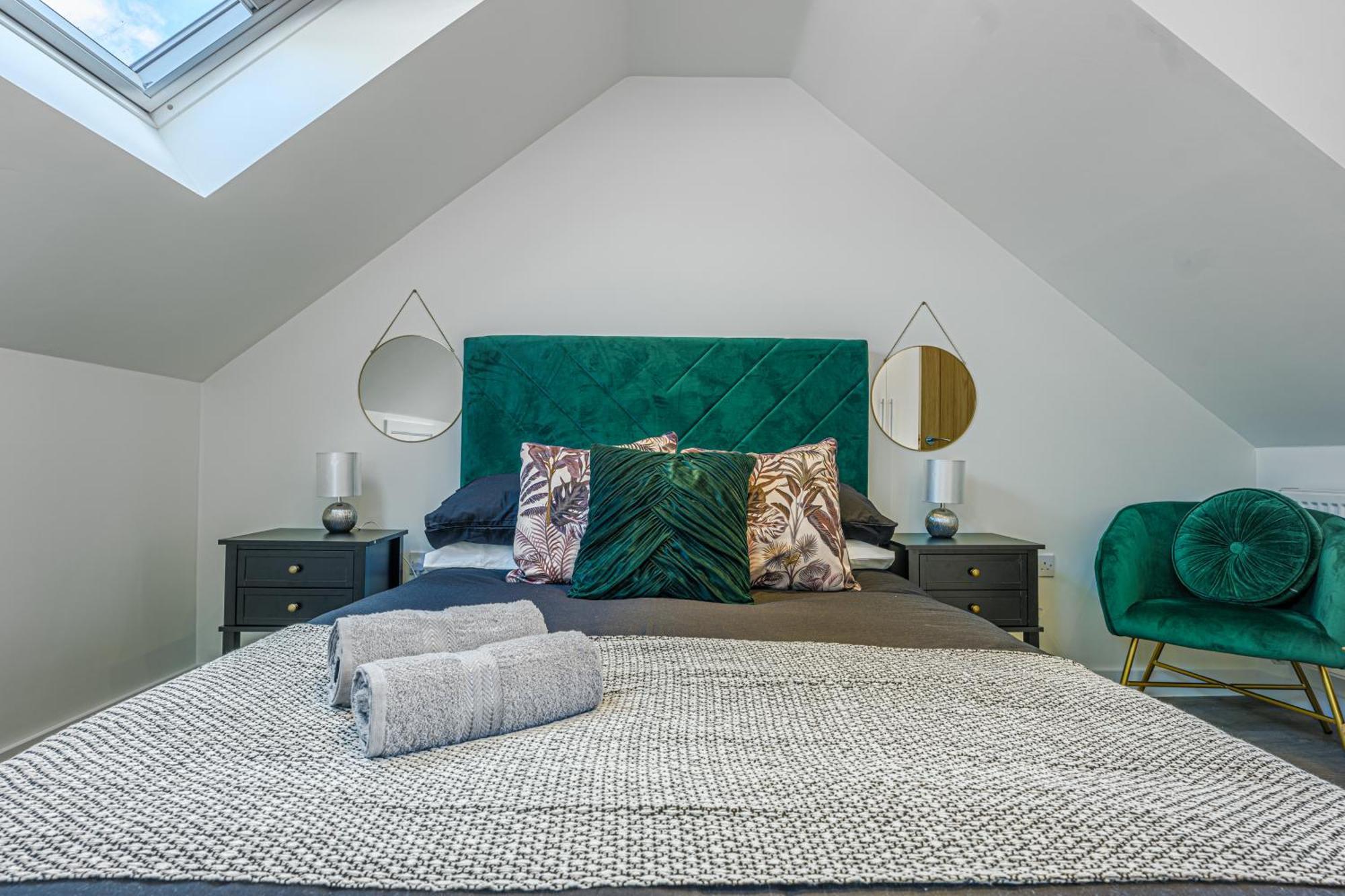 West Residence Μπρόμλεϊ Εξωτερικό φωτογραφία